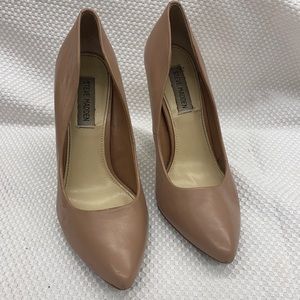 Steve Madden Neutral Heel - Pointy Toe